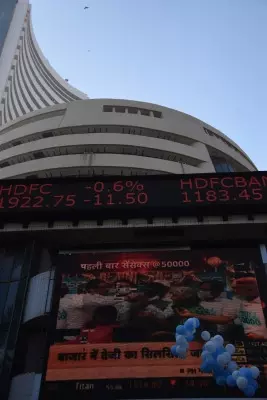 Sensex, Nifty end flat as markets turn to consolidation phase Sensex, Nifty end flat as markets turn to consolidation phase