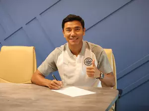 Mumbai City FC sign Daniel Lalihimpuia on one-year contract