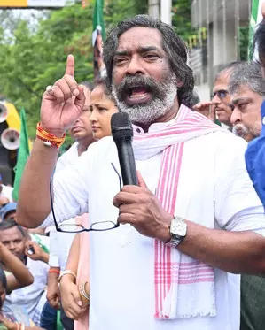 ED moves SC against Hemant Sorens bail in money laundering case