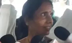 LoP Rahul Gandhi meets Army martyr Anshuman Singh’s mother in Raebareli