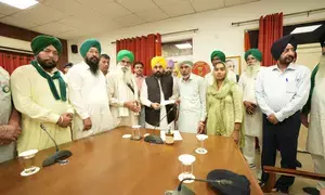 Punjab CM gives Rs 1 cr compensation to kin of farmer killed at Punjab-Haryana border