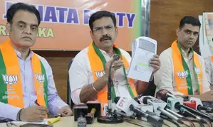 MUDA scam: K’taka BJP releases documents on CM Siddaramaiahs role, seeks CBI probe