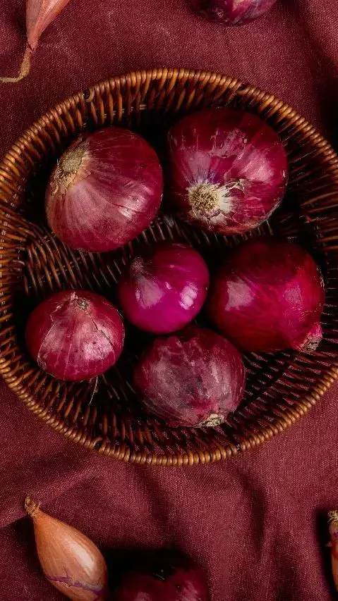 Why The Onion Juice is Good for Hair?