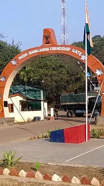 Gates to Enter Bangladesh from India by Road: Key Border Crossings