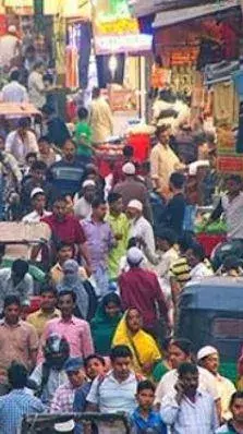 Indias Top 10 Biggest Street Markets: A Shoppers Paradise