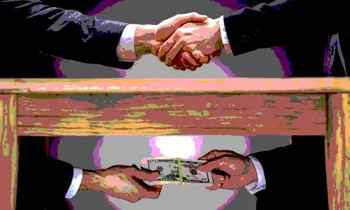 CBI Catches Delhi Police Head-Constable Red-Handed Taking Rs 1 Lakh Bribe