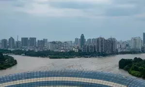 Floods occur in Chinas third-largest freshwater lake