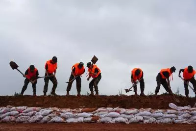 China issues alerts for mountain torrents