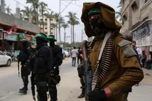 Hamas denies freezing ceasefire negotiations following attack on Khan Younis Hamas denies freezing ceasefire negotiations following attack on Khan Younis