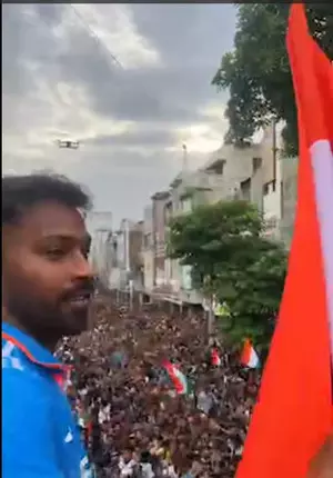 Over 3.5 lakh fans welcome Hardik Pandya in victory parade in Vadodara homecoming