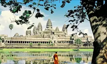 Cambodia restoring Angkor Wat ground floors southern central stairs, Naga balustrade
