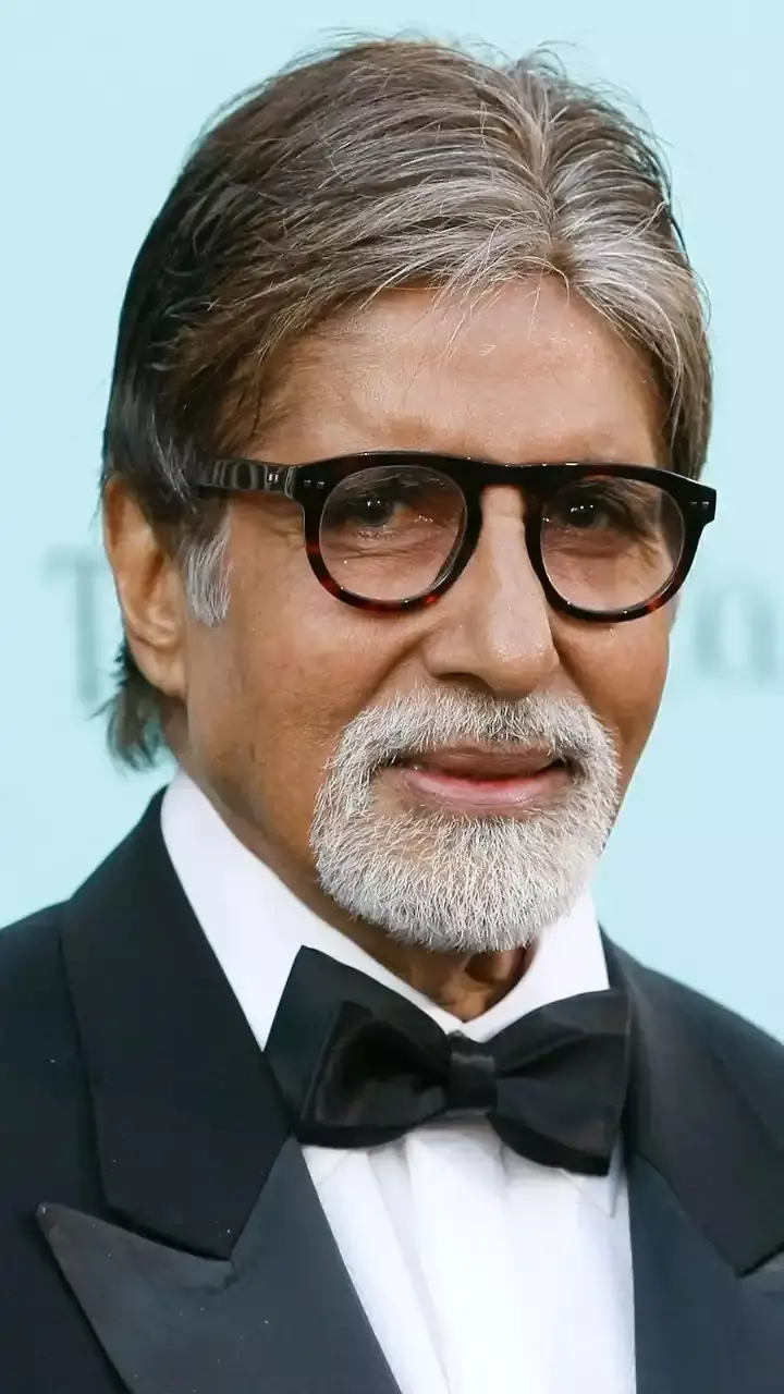 Top 10 Best Movies by Amitabh Bachchan