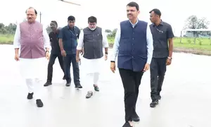 Fadnavis, Ajit Pawar have narrow escape after chopper loses way in bad weather