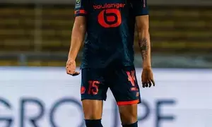 Leny Yoro close to Man Utd move, to visit England for medical: Report