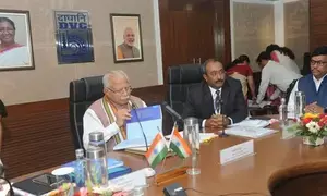 Power Minister asks DVC to explore equity market route to raise funds  for growth