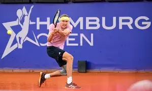 ATP Tour: Zverev shakes off pain during Hamburg win over Jesper de Jong