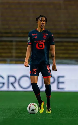 Leny Yoro close to Man Utd move, to visit England for medical: Report Leny Yoro close to Man Utd move, to visit England for medical: Report