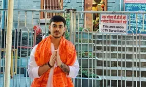 Ishan Kishan seeks Sai Babas blessings on his 26th birthday, visits Shirdi