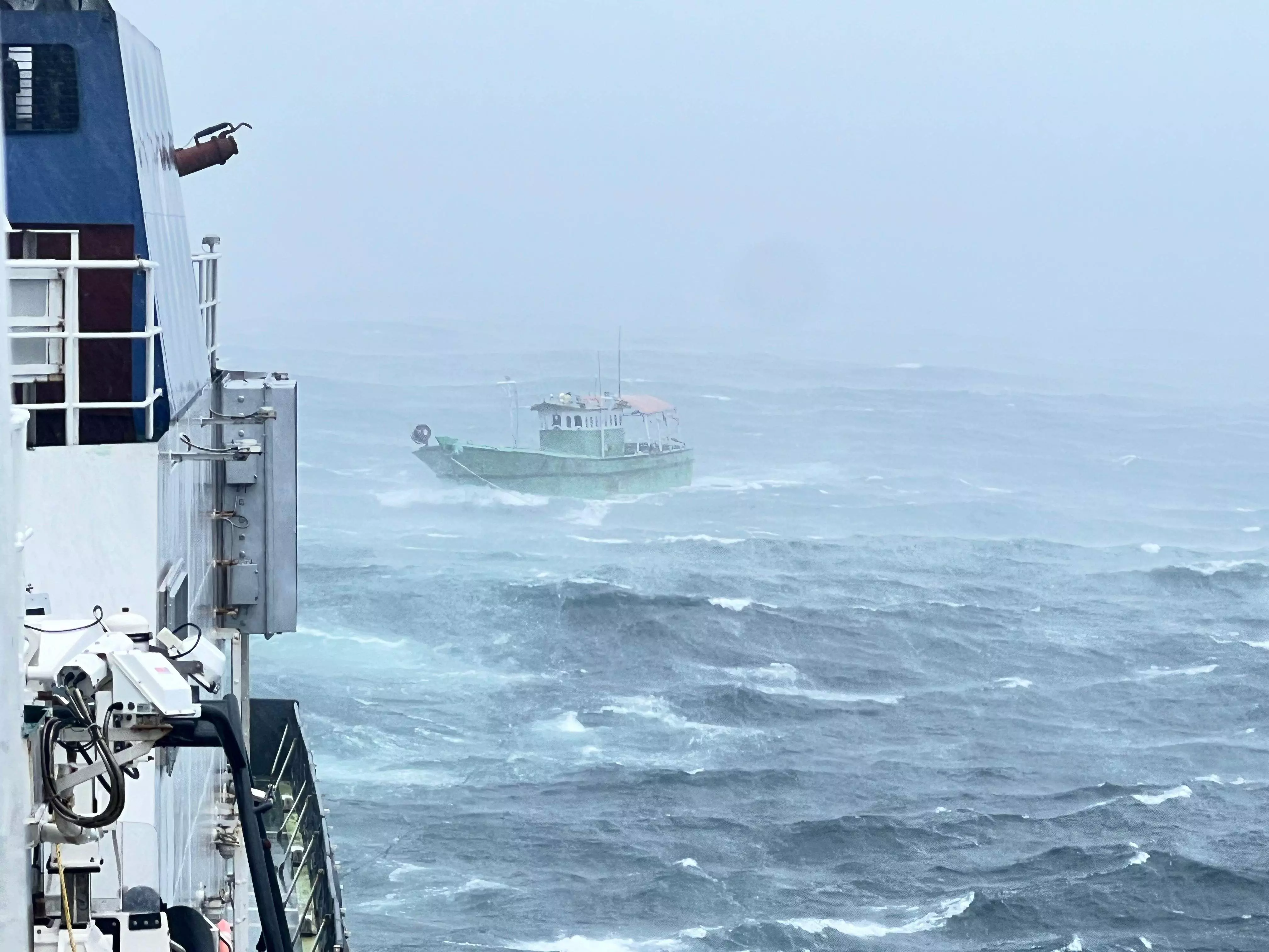 Indian Coast Guard Rescues 11 Crew Members from Sinking Fishing Boat off Kerala Coast Indian Coast Guard Rescues 11 Crew Members from Sinking Fishing Boat off Kerala Coast