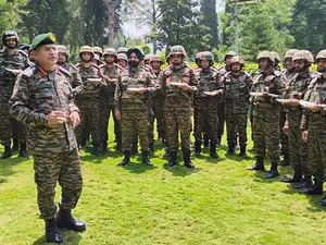 Army chief to visit Jammu today, review security situation Army chief to visit Jammu today, review security situation