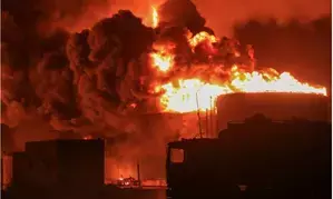 Israel bombs Houthi oil sites in Yemens Hodeidah, several killed