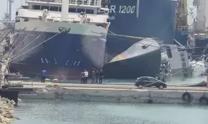Capsized Iranian destroyer salvaged after nearly two weeks