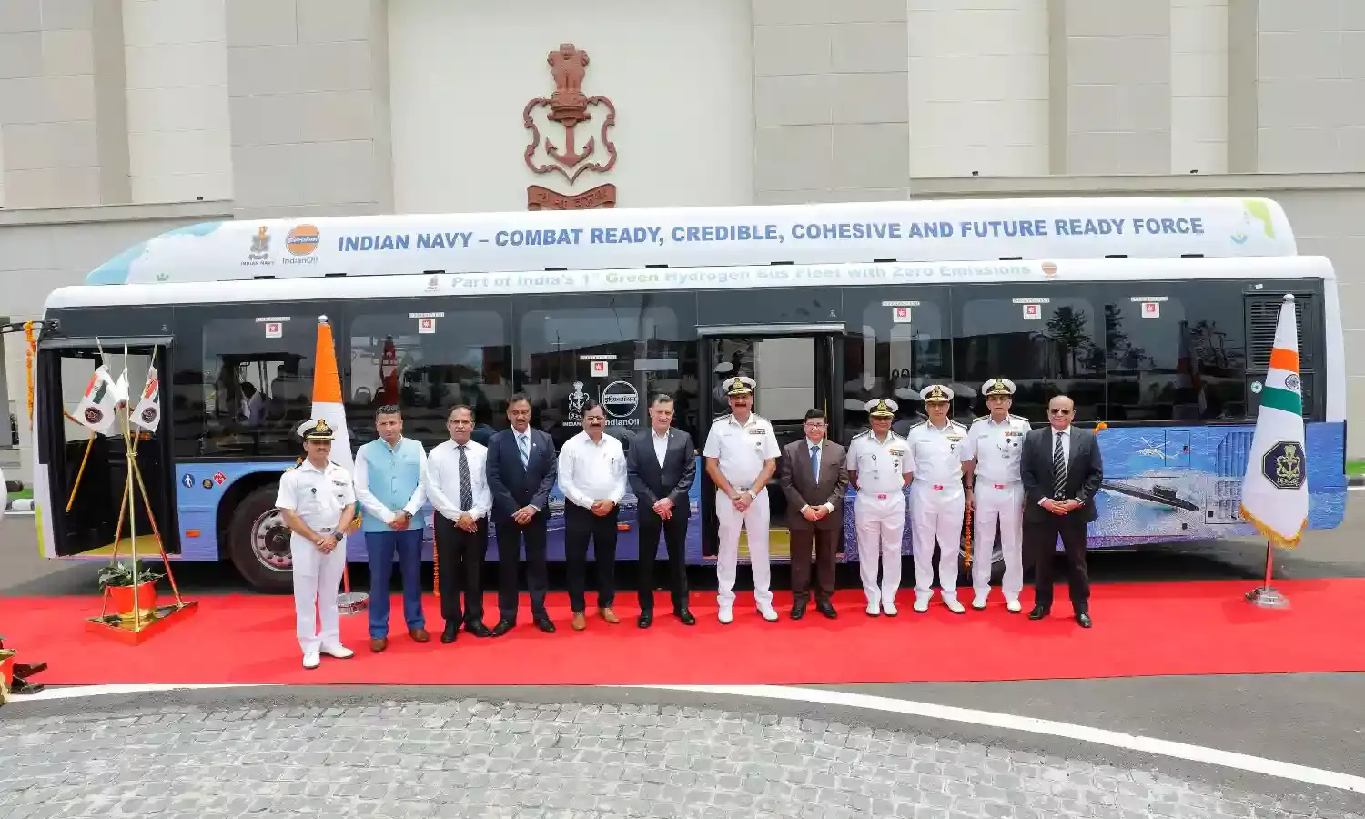 Indian Navy Receives Hydrogen Fuel Cell Bus from IOCL in Green Energy Push Indian Navy Receives Hydrogen Fuel Cell Bus from IOCL in Green Energy Push