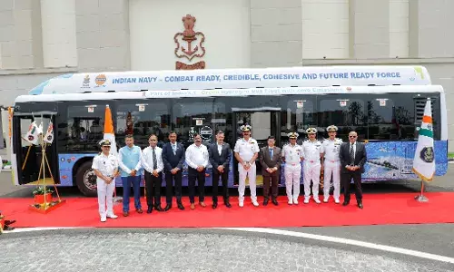 Indian Navy Receives Hydrogen Fuel Cell Bus from IOCL in Green Energy Push