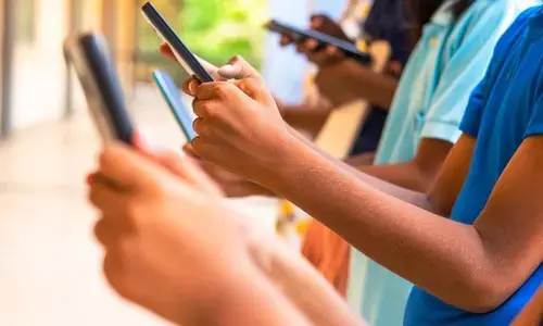 Centre cuts customs duty on mobile phones, components to 15 pc; industry upbeat