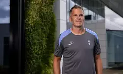 Tottenham extend head coach Robert Vilahamns contract till 2027