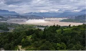 China activates emergency response to floods, typhoon China activates emergency response to floods, typhoon