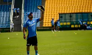 T Dilip deservingly given extension as fielding coach: R Sridhar