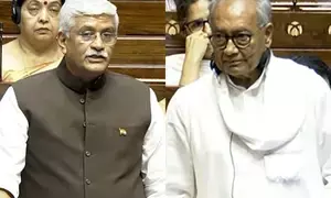 Digvijaya questions govt over US advisory against travel to J&K, Central India