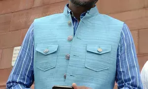 India shouldnt go to Pakistan for Champions Trophy: Harbhajan supports BCCIs decision