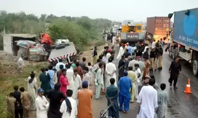 Four killed, 10 injured in bus-trailer collision in southern Pakistan
