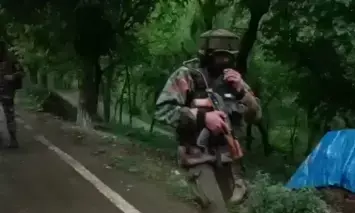 3 Army soldiers injured in firing exchanges on LoC in J&K’s Kupwara District (Ld)