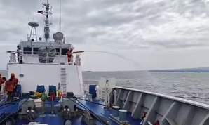 Second oil tanker sinks in Philippines