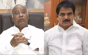 Congress leaders condole victims of Delhi tragedy, call for strict action Congress leaders condole victims of Delhi tragedy, call for strict action