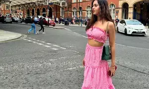 Tejasswi Prakash-Karan Kundrras romantic banter on her London snap will melt your hearts