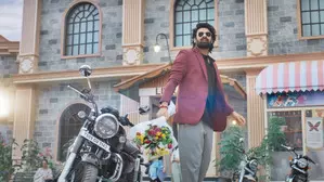 Prabhas looks dashing, oozes self-love in ‘The Raja Saab’ 1st look