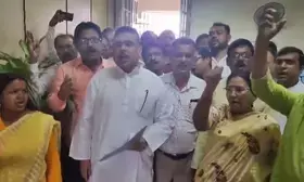 BJP submits no-confidence motion against Bengal Assembly Speaker