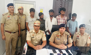 Gang of mobile thieves busted in Gurugram, 7 held