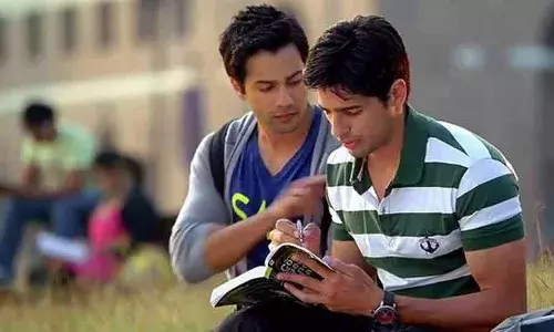 David Dhawan Reveals Varun Dhawans Jealousy Towards Siddharth Malhotra During Student of the Year