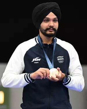 Paris Olympics: Farmers son Sarabjot reaps bronze medal on Olympic debut Paris Olympics: Farmers son Sarabjot reaps bronze medal on Olympic debut