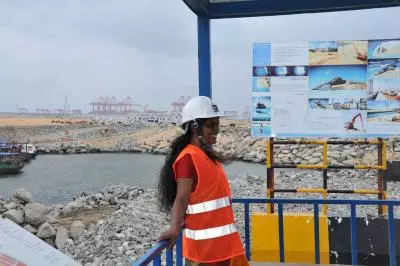 Sri Lanka amends Port City Economic Commission Act to enhance global competitiveness