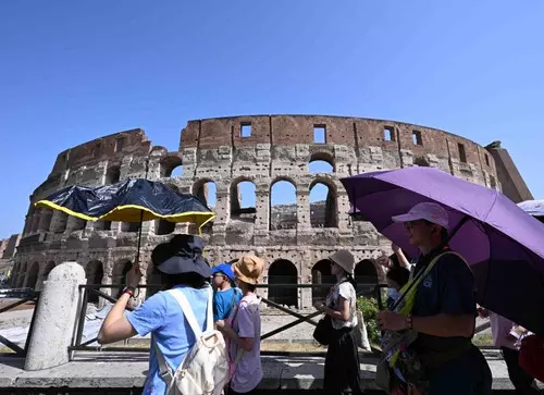 Italian heatwave intensifies, red alerts in 13 cities