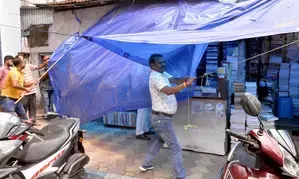 KMC to kick off digital hawkers’ survey in Kolkata to check encroachments