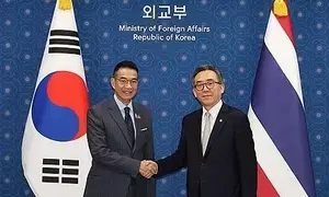 Thailands top diplomat requests South Koreas support for smooth entry of Thai travellers