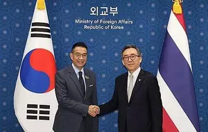 Thailands top diplomat requests South Koreas support for smooth entry of Thai travellers