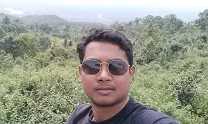 Special Branch Sub-Inspector shot in Jharkhand; police hunt for killers